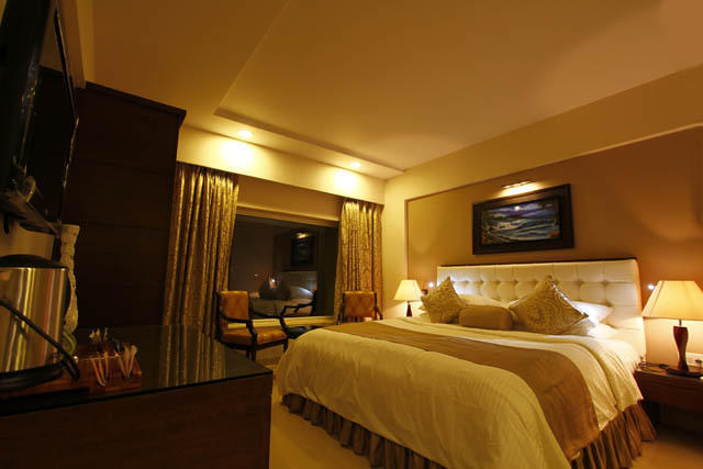 Hotel La Capitol Panaji Buitenkant foto